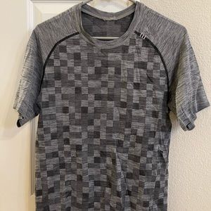 Mens Small Metal Vent Tech Shirt - black and grey